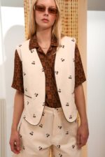 CHERRY ISLAND VEST - Image 2