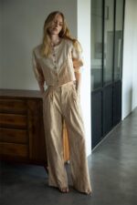 EMBROIDERED CRINKLED