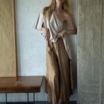 ASYMMETRIC SATIN ONE SHOULDER