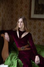 TEXTURED PONY BUCKLE EMBELLISHED