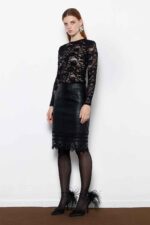 REBEL ROSE - Image 2