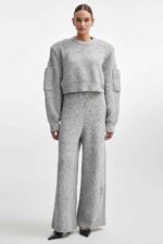 DONNA KNITTED CROPPED BLOUSE