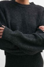 DONNA KNITTED CROPPED BLOUSE - Image 8