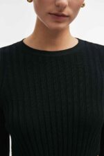 FEMME  KNITTED CROP TOP - Image 2